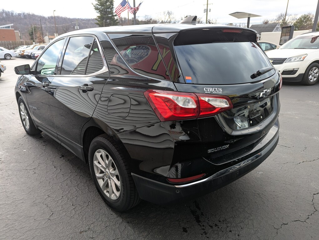 2018 Chevrolet EQUINOX LT 1LT Located at Circus Auto Sales light-box-slides