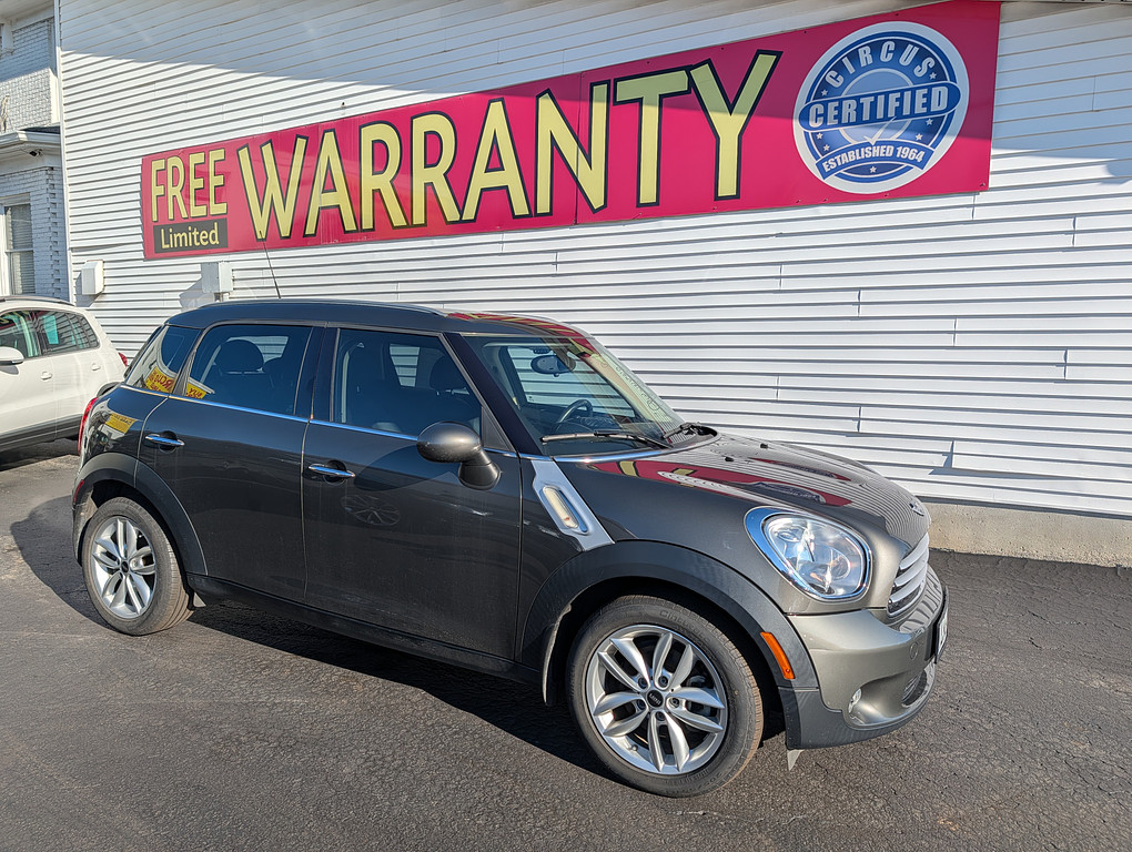 2014 MINI Countryman Base's photo