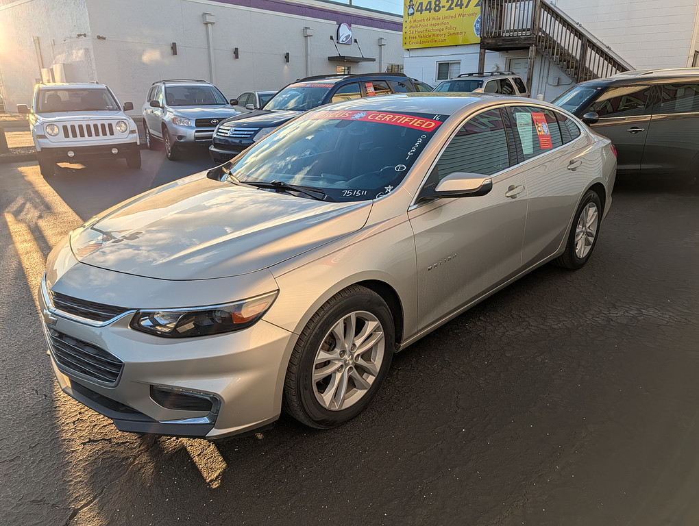 2016 Chevrolet MALIBU LT 1LT Located at Circus Auto Sales light-box-slides