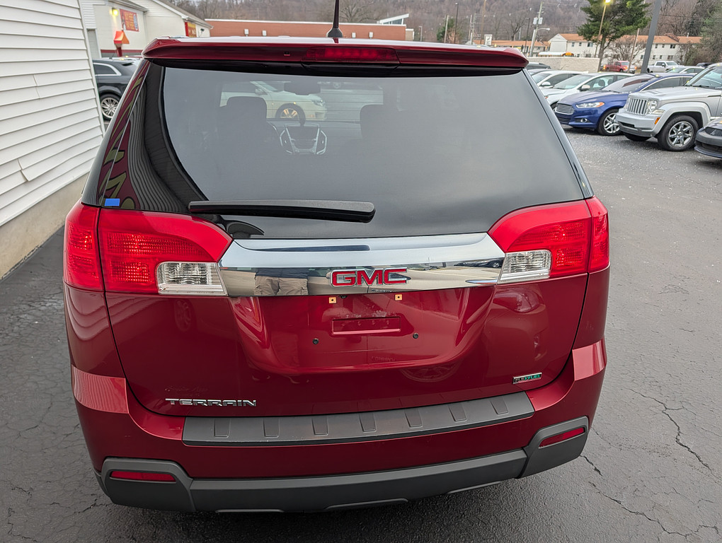 2012 GMC TERRAIN SLE1 Located at Circus Auto Sales slide-image