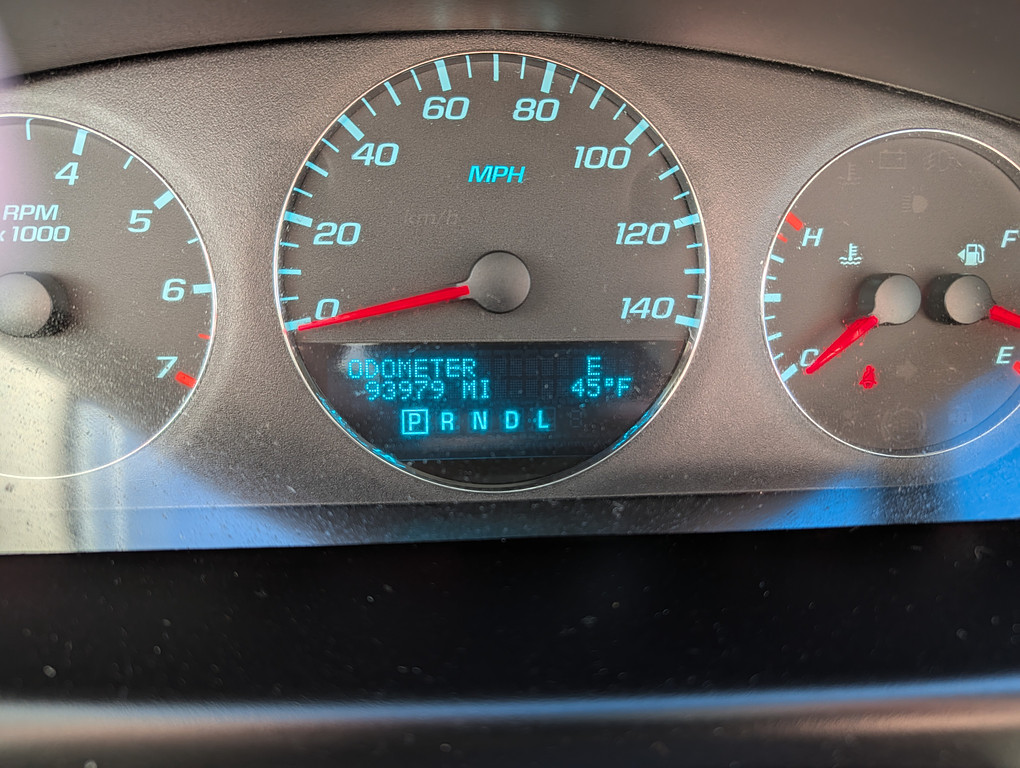 2013 Chevrolet IMPALA LT FLEET Located at Circus Auto Sales light-box-slides