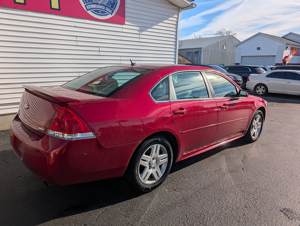 2013 Chevrolet IMPALA LT FLEET Located at Circus Auto Sales light-box-slides