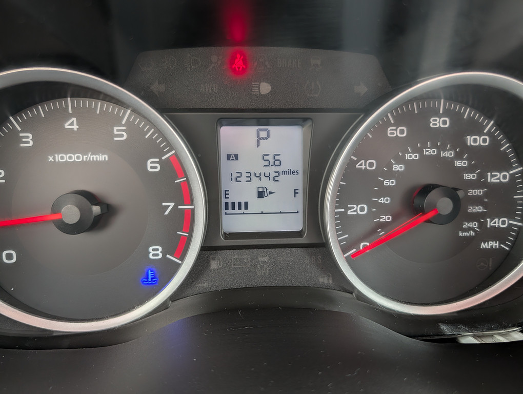 2016 Subaru FORESTER 25I PREMIU Located at Circus Auto Sales light-box-slides