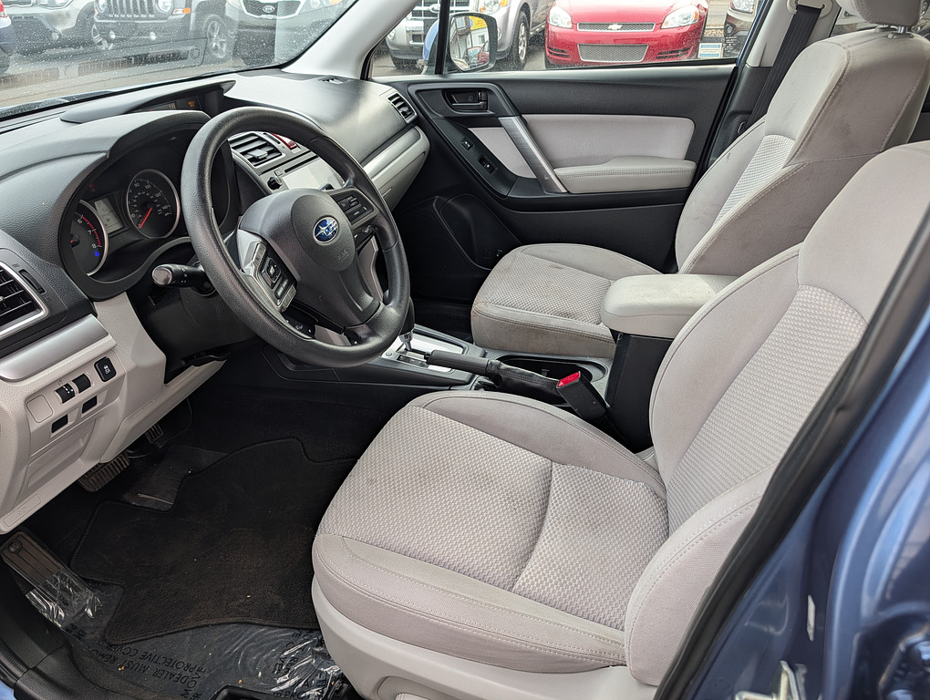 2016 Subaru FORESTER 25I PREMIU Located at Circus Auto Sales light-box-slides