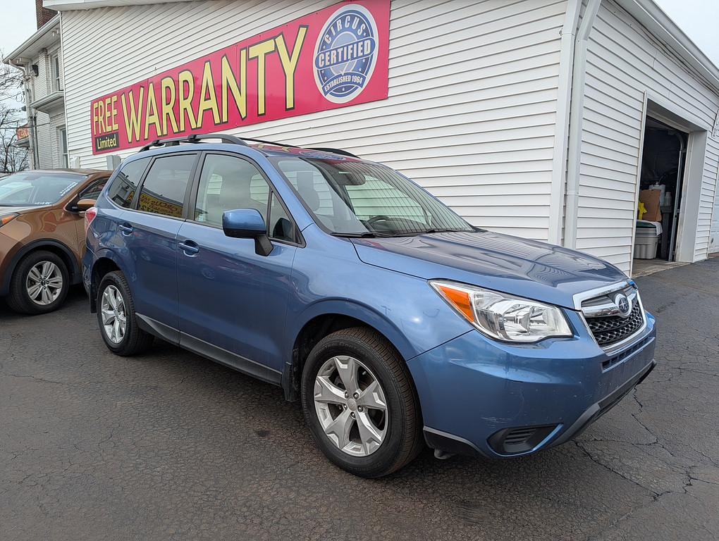 2016 Subaru FORESTER 25I PREMIU Located at Circus Auto Sales light-box-slides