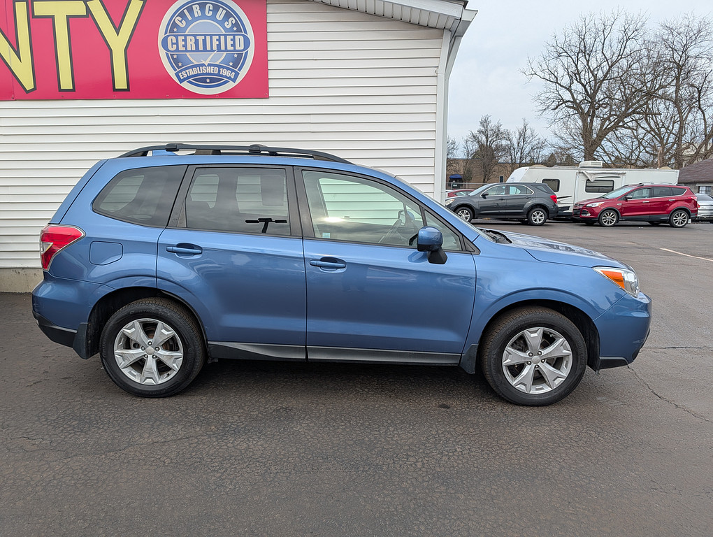 2016 Subaru FORESTER 25I PREMIU Located at Circus Auto Sales light-box-slides