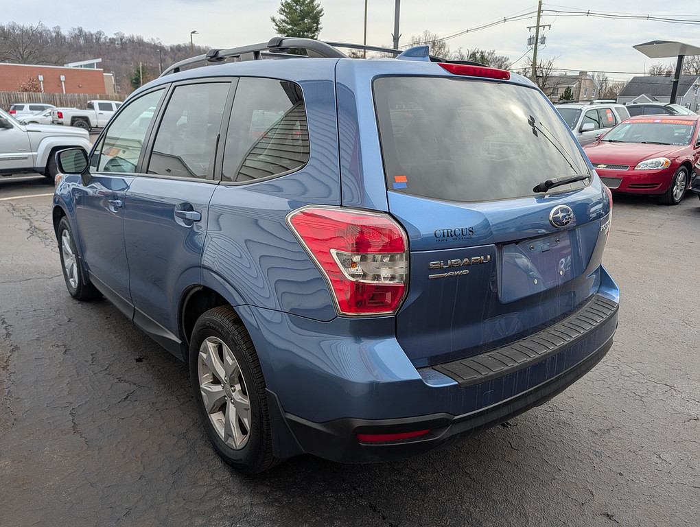 2016 Subaru FORESTER 25I PREMIU Located at Circus Auto Sales light-box-slides