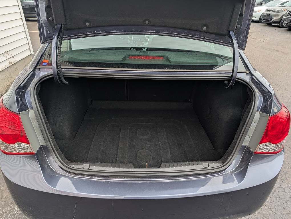 2014 Chevrolet CRUZE 1LS Located at Circus Auto Sales slide-image