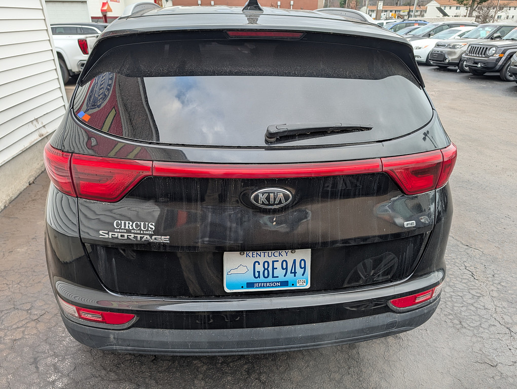 2017 Kia Sportage lx Located at Circus Auto Sales light-box-slides