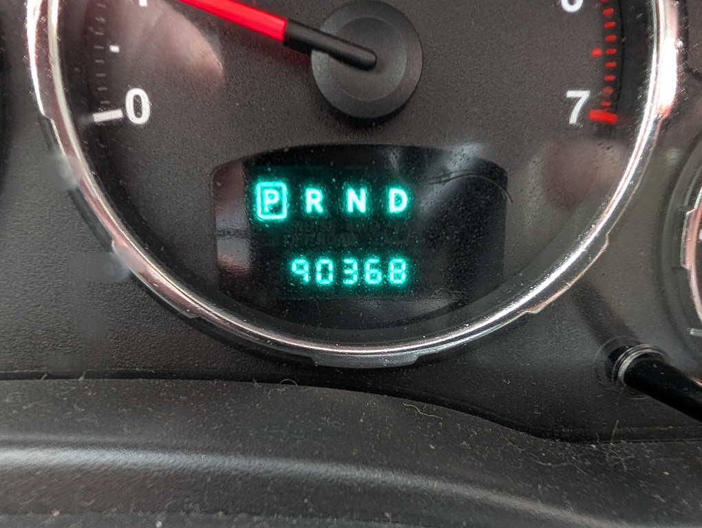 2010 Jeep LIBERTY RENEGADE Located at Circus Auto Sales slide-image