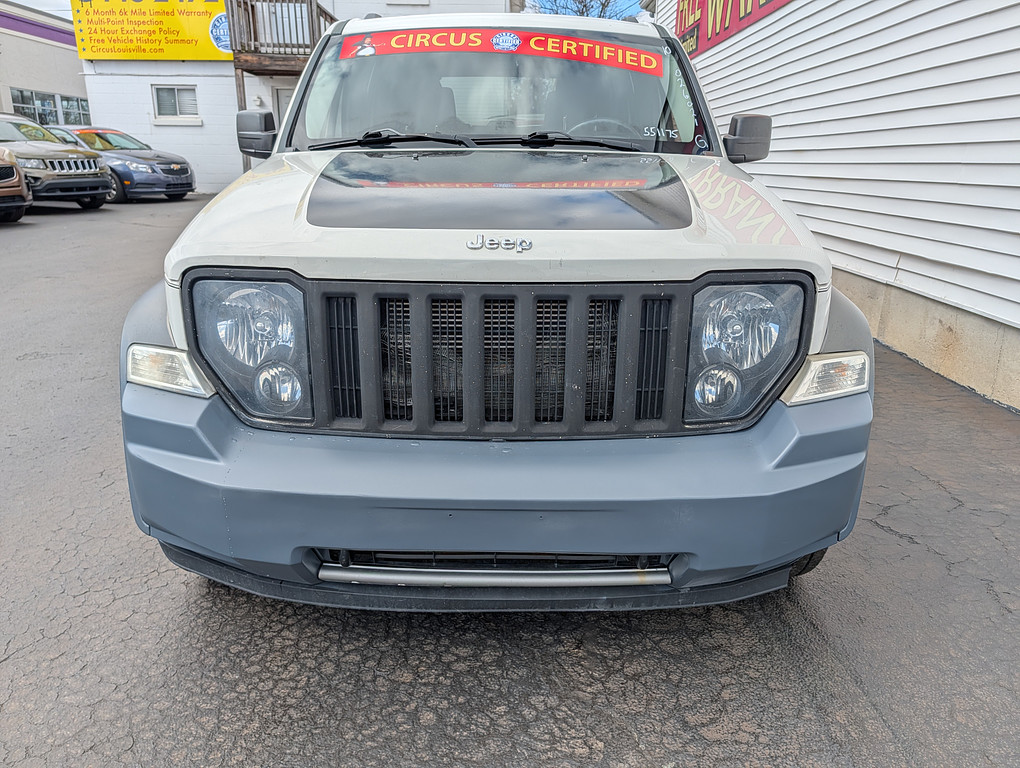 2010 Jeep LIBERTY RENEGADE Located at Circus Auto Sales slide-image
