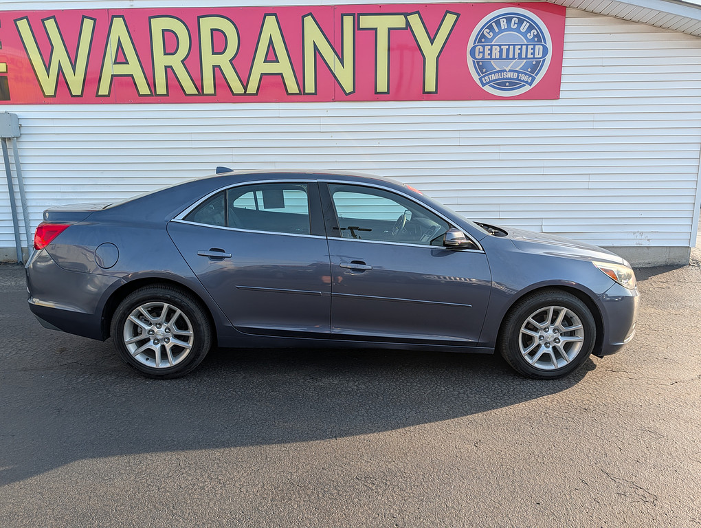 2013 Chevrolet MALIBU 1LT Located at Circus Auto Sales slide-image