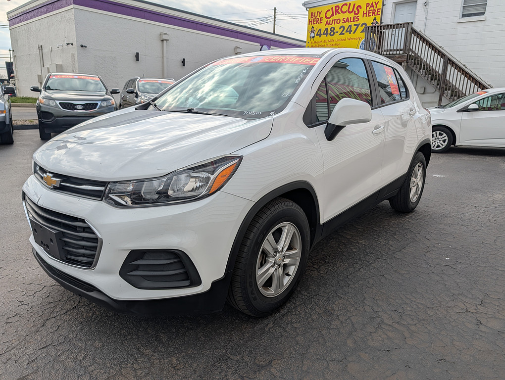 2020 Chevrolet TRAX LS Located at Circus Auto Sales light-box-slides