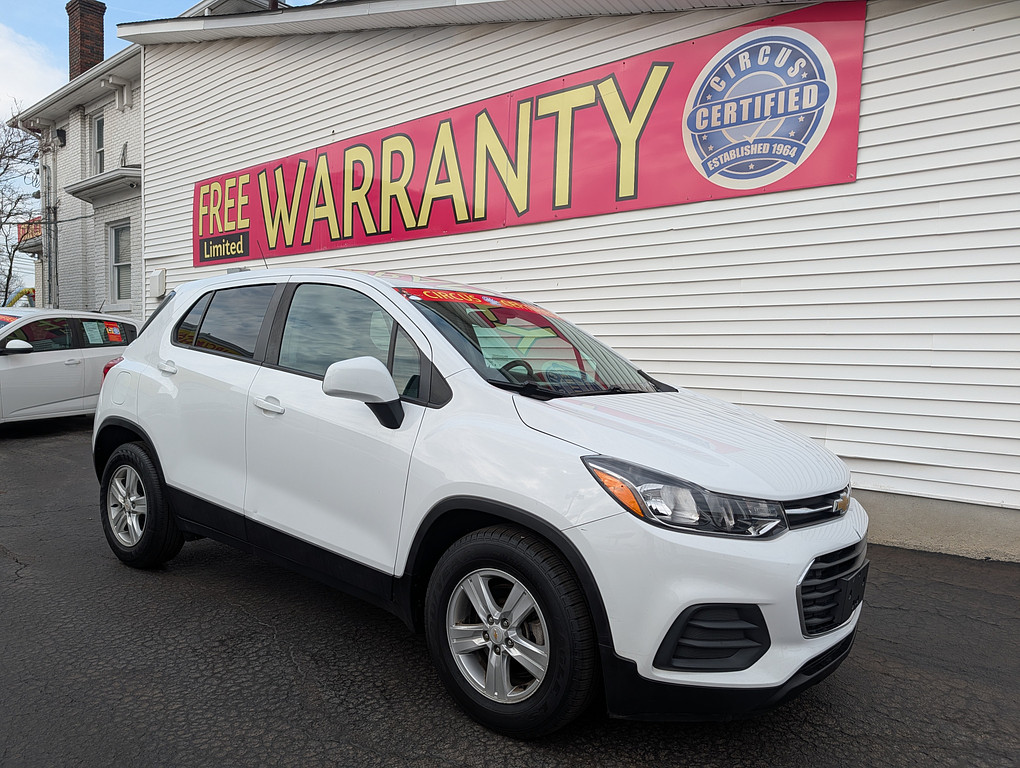2020 Chevrolet TRAX LS Located at Circus Auto Sales light-box-slides
