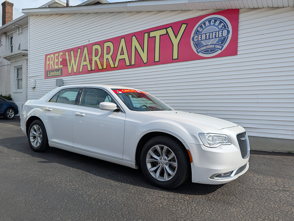 2015 Chrysler 300 LIMITED Located at Circus Auto Sales light-box-slides