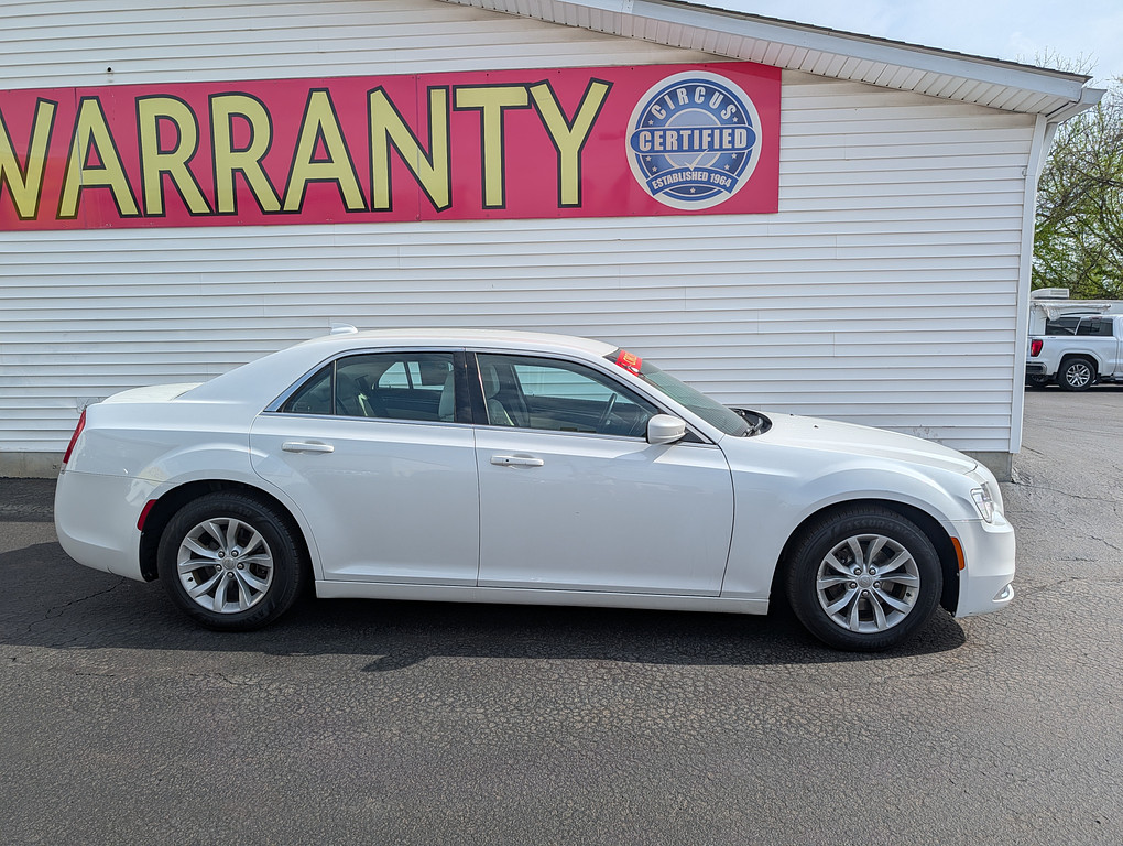 2015 Chrysler 300 LIMITED Located at Circus Auto Sales light-box-slides