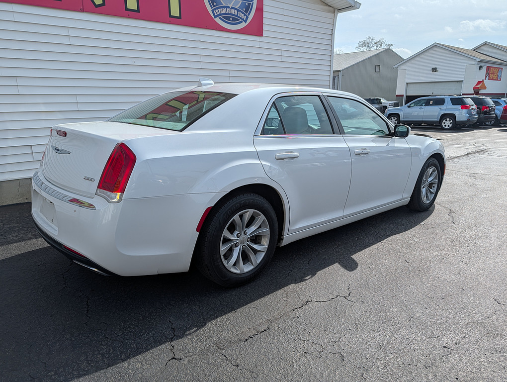 2015 Chrysler 300 LIMITED Located at Circus Auto Sales light-box-slides