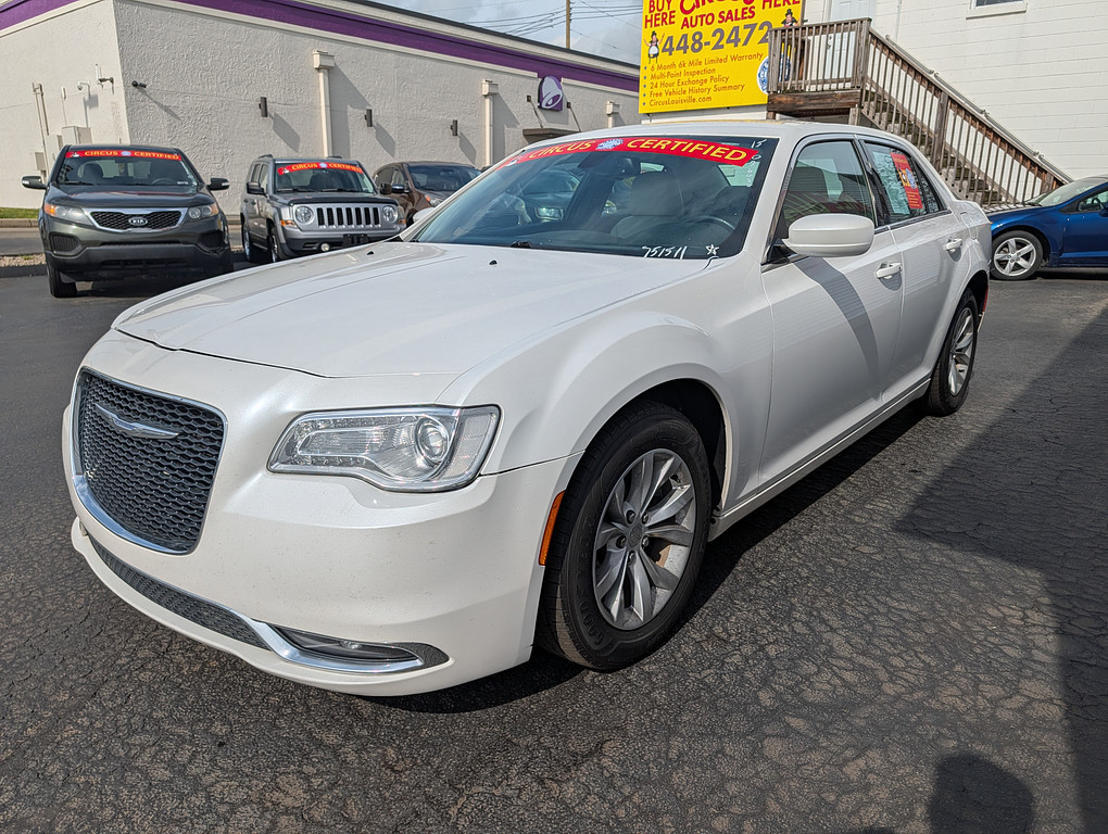 2015 Chrysler 300 LIMITED Located at Circus Auto Sales light-box-slides