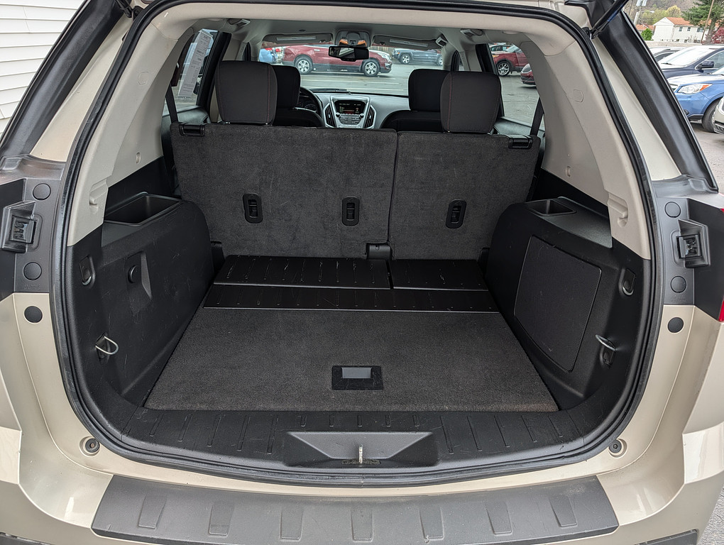 2013 GMC TERRAIN SLE1 Located at Circus Auto Sales light-box-slides