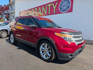 2015 Ford Explorer XLT Located at Circus Auto Sales Thumbnail - 2015 Ford Explorer XLT
