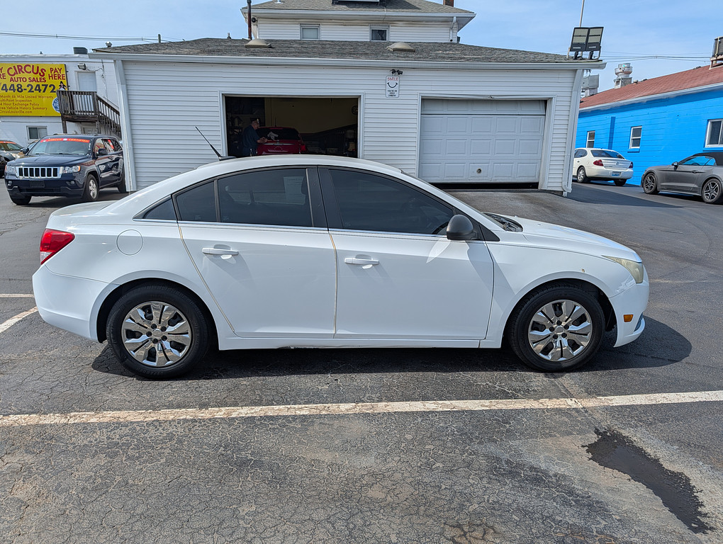 2012 Chevrolet CRUZE Located at Circus Auto Sales light-box-slides