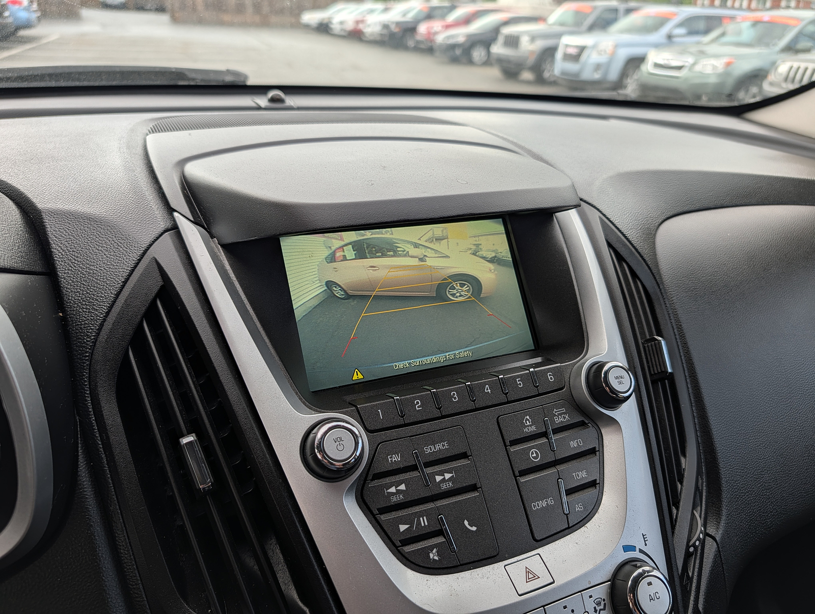2017 Chevrolet EQUINOX LT LT / FL