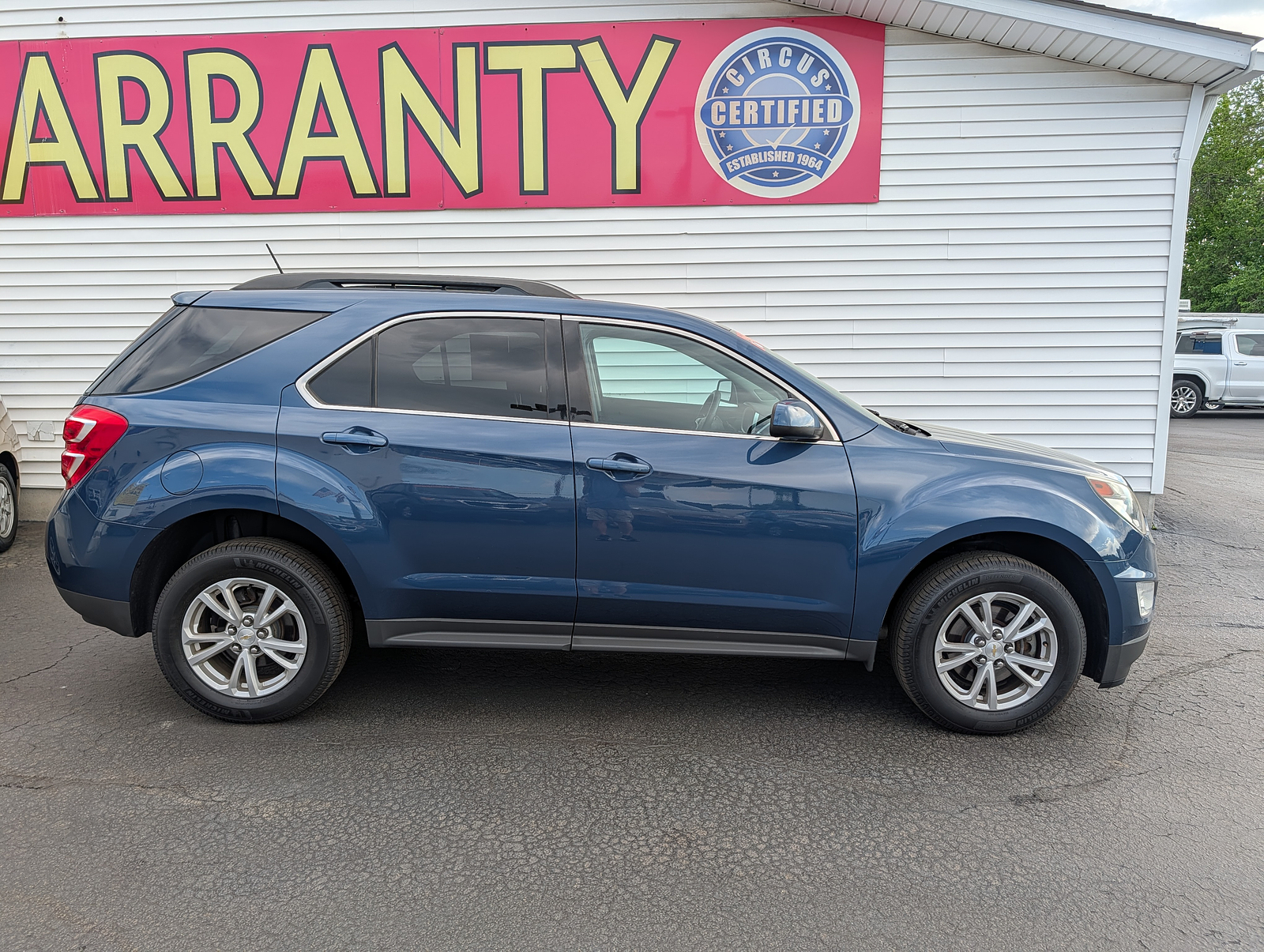 2017 Chevrolet EQUINOX LT LT / FL
