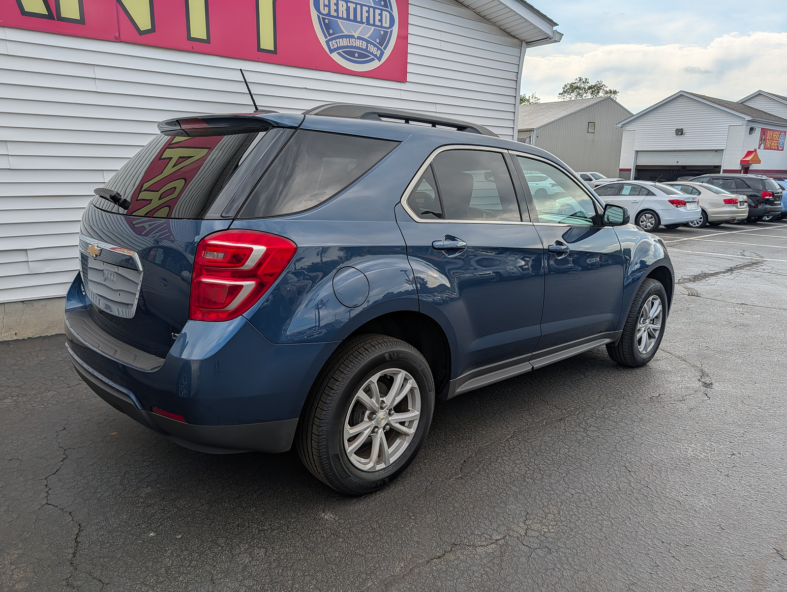 2017 Chevrolet EQUINOX LT LT / FL
