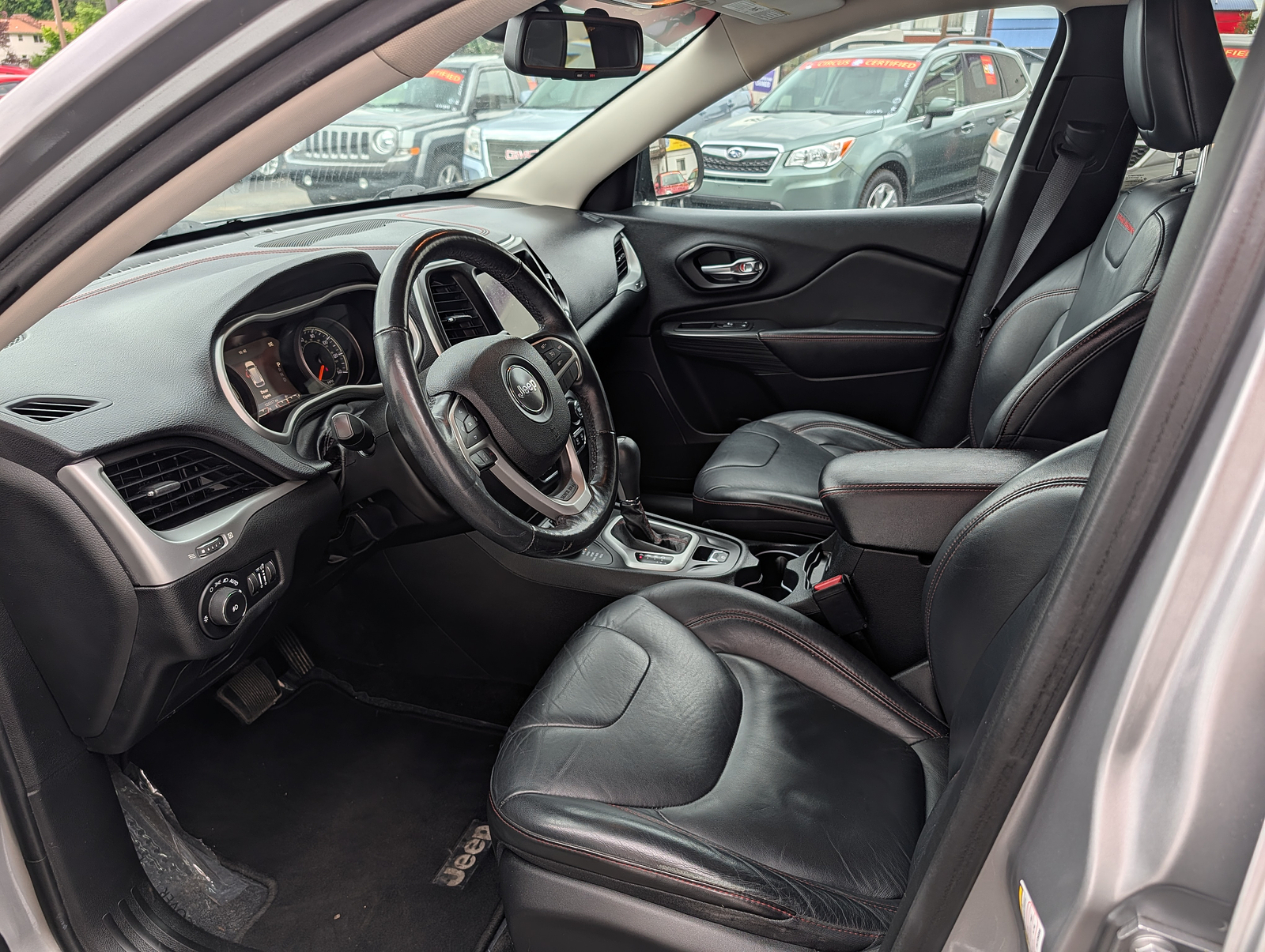 2015 Jeep CHEROKEE TRAILHAWK