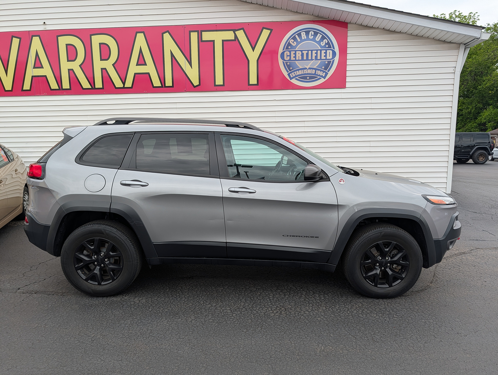 2015 Jeep CHEROKEE TRAILHAWK