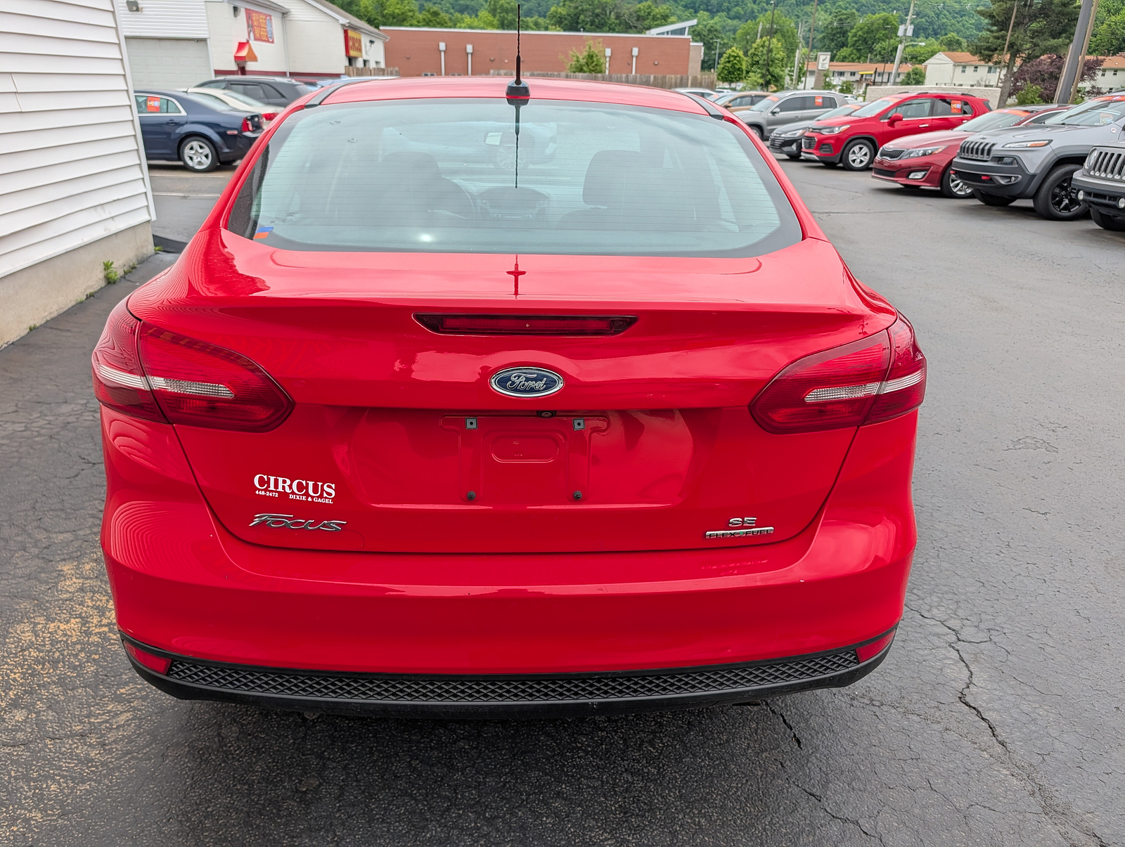 2016 Ford FOCUS SE
