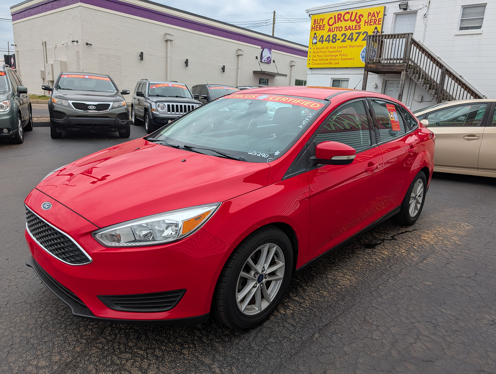 2016 Ford FOCUS SE