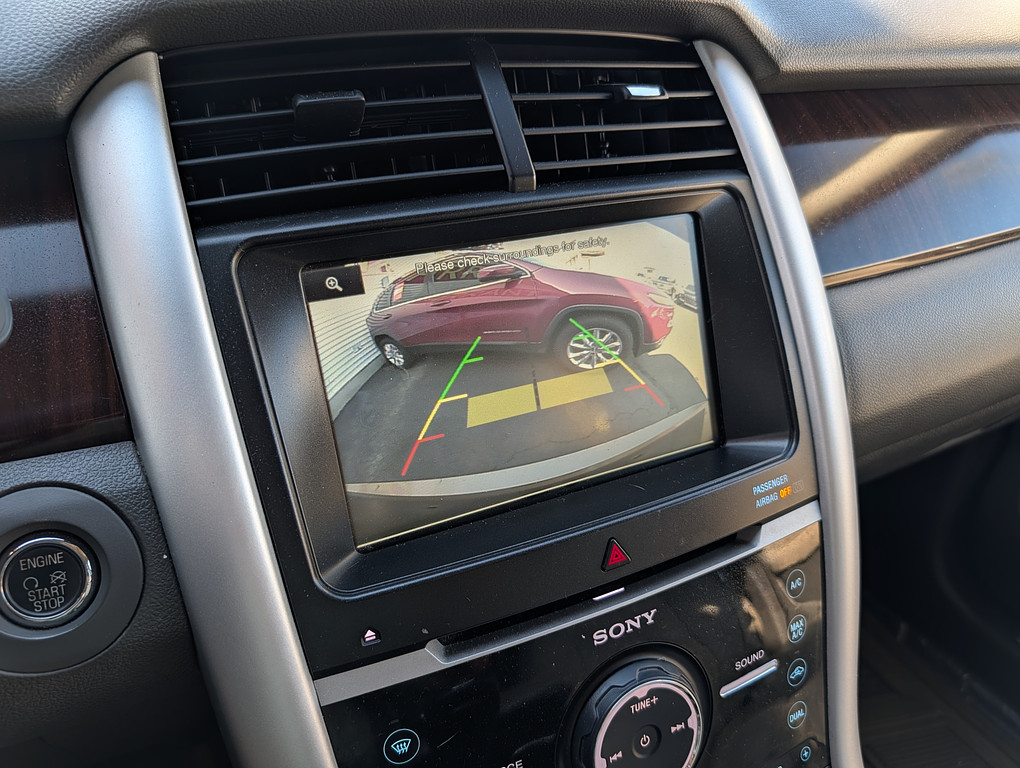 2013 Ford EDGE LIMITED Located at Circus Auto Sales light-box-slides