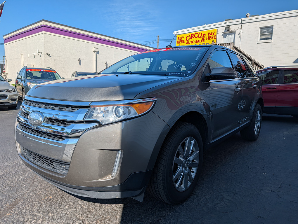 2013 Ford EDGE LIMITED Located at Circus Auto Sales light-box-slides