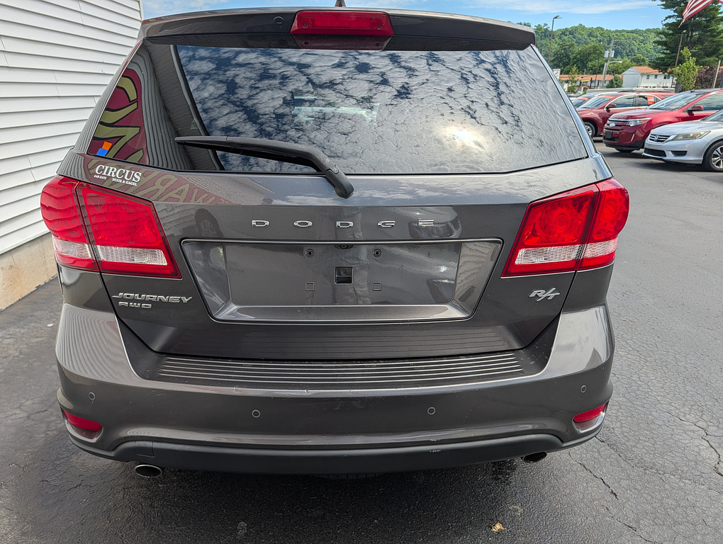 2016 Dodge JOURNEY RT Located at Circus Auto Sales light-box-slides