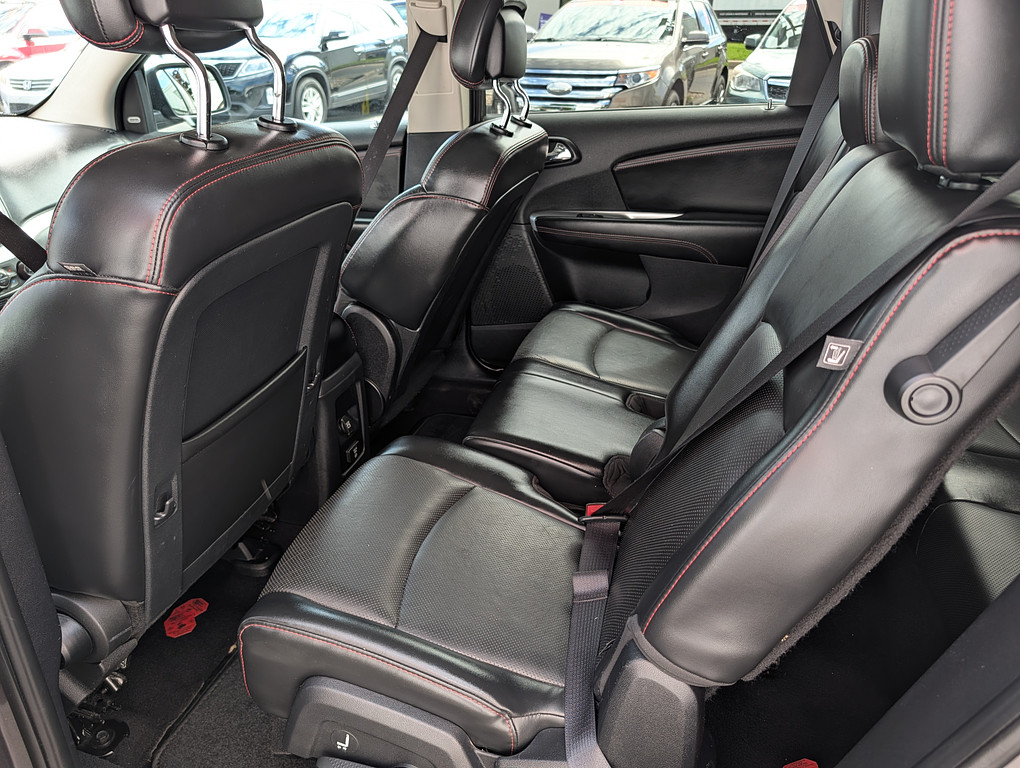 2016 Dodge JOURNEY RT Located at Circus Auto Sales light-box-slides