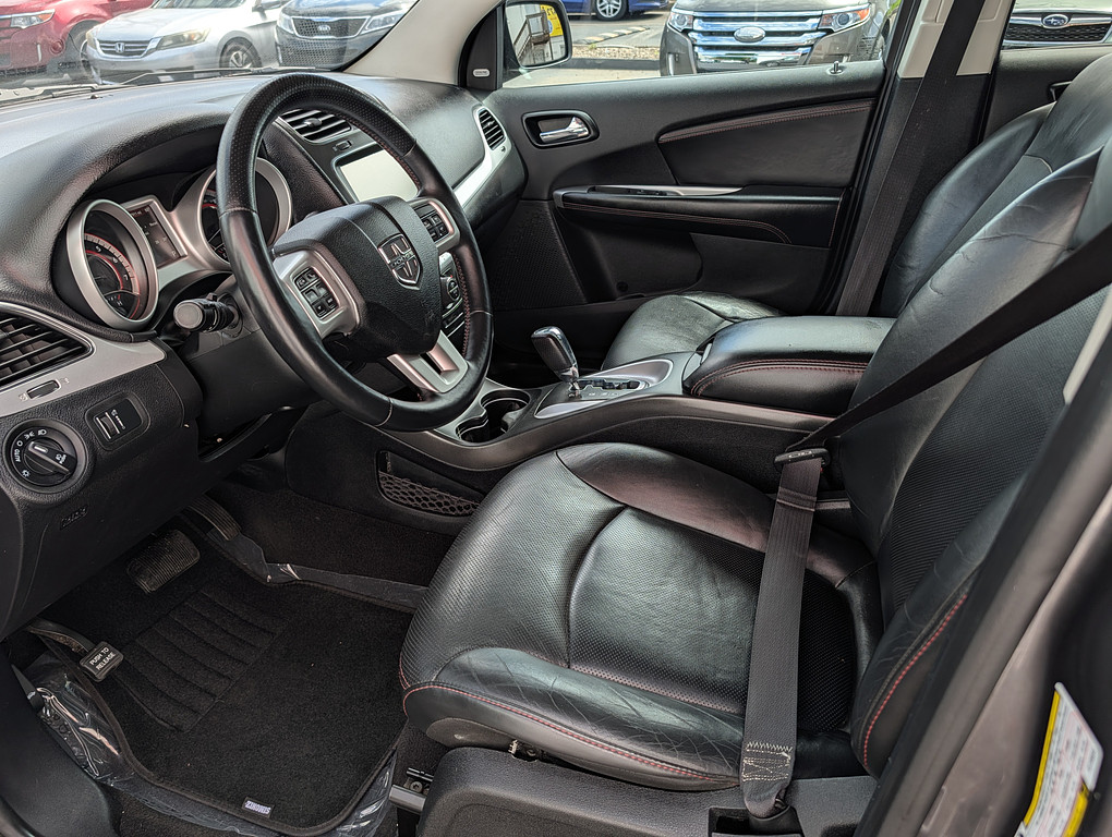 2016 Dodge JOURNEY RT Located at Circus Auto Sales light-box-slides