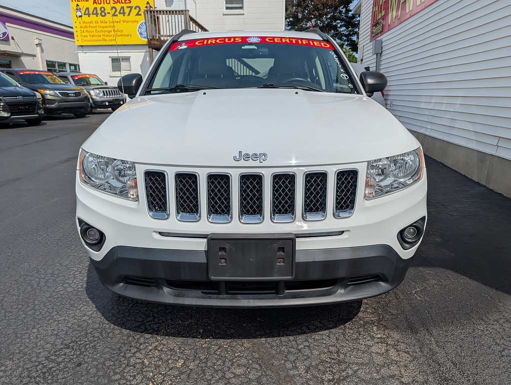 2011 Jeep COMPASS LIMITED Located at Circus Auto Sales slide-image