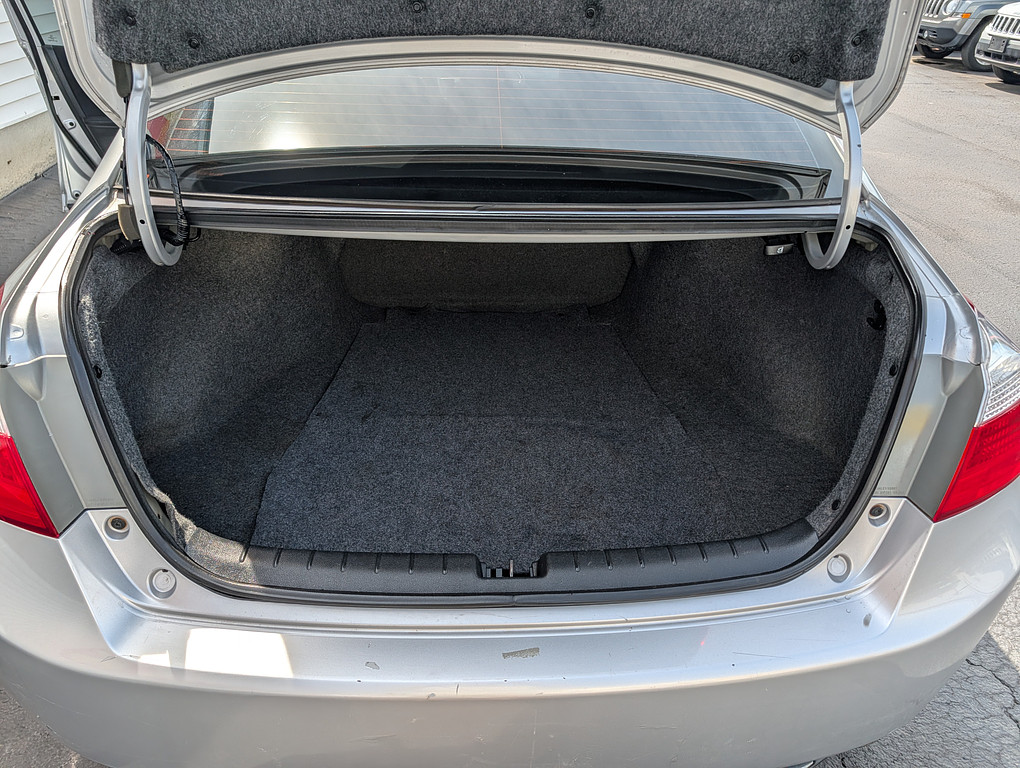 2013 Honda ACCORD LX Located at Circus Auto Sales light-box-slides