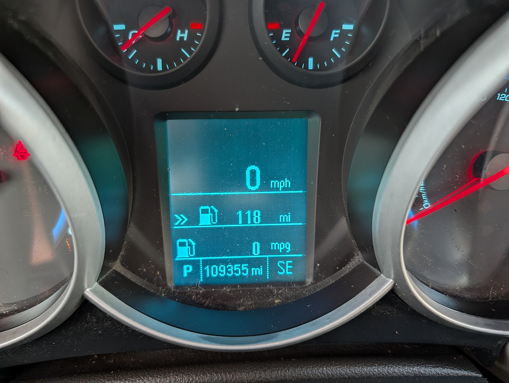 2012 Chevrolet CRUZE 2LS Located at Circus Auto Sales slide-image