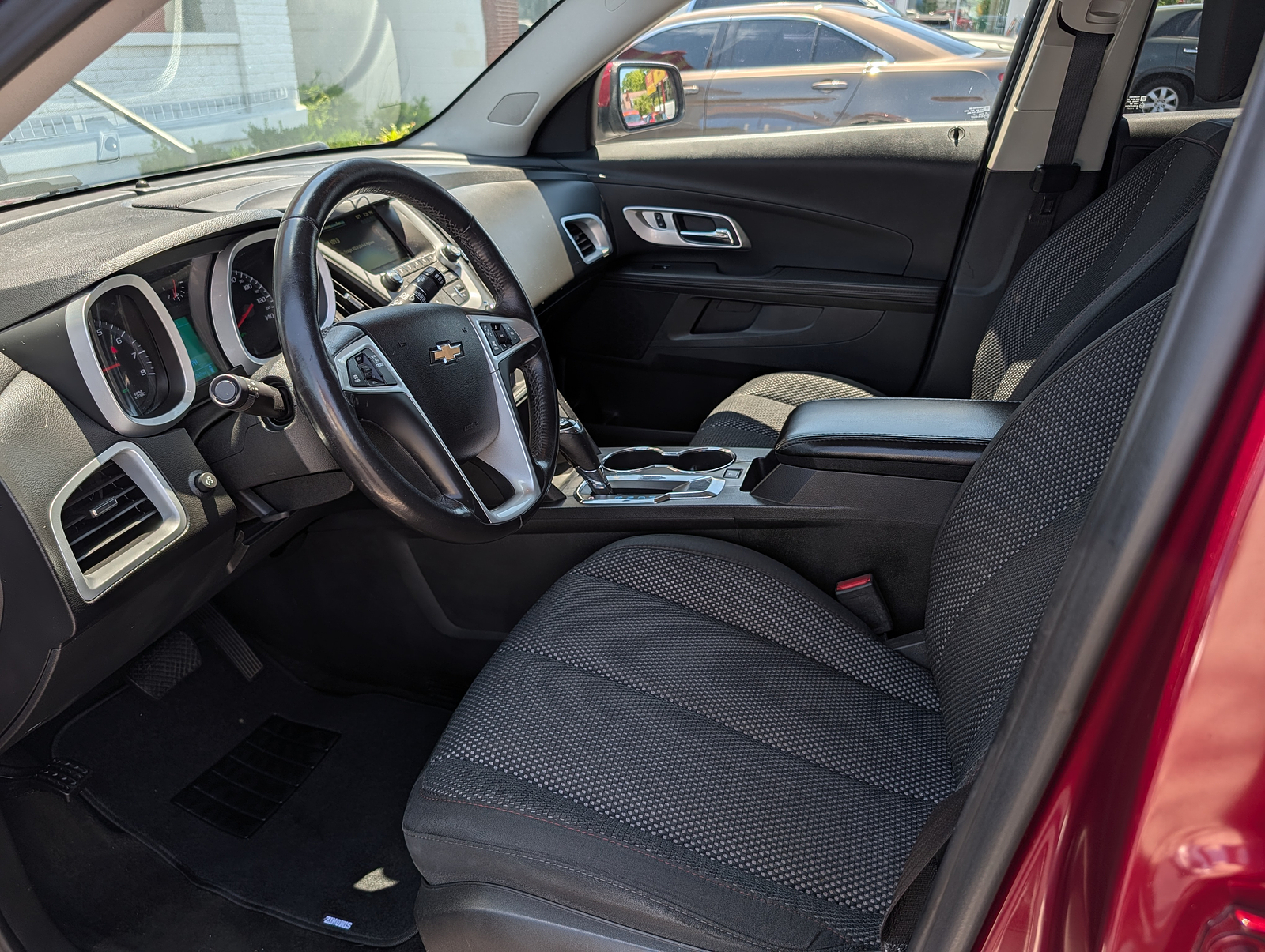 2017 Chevrolet EQUINOX LT LT / FL