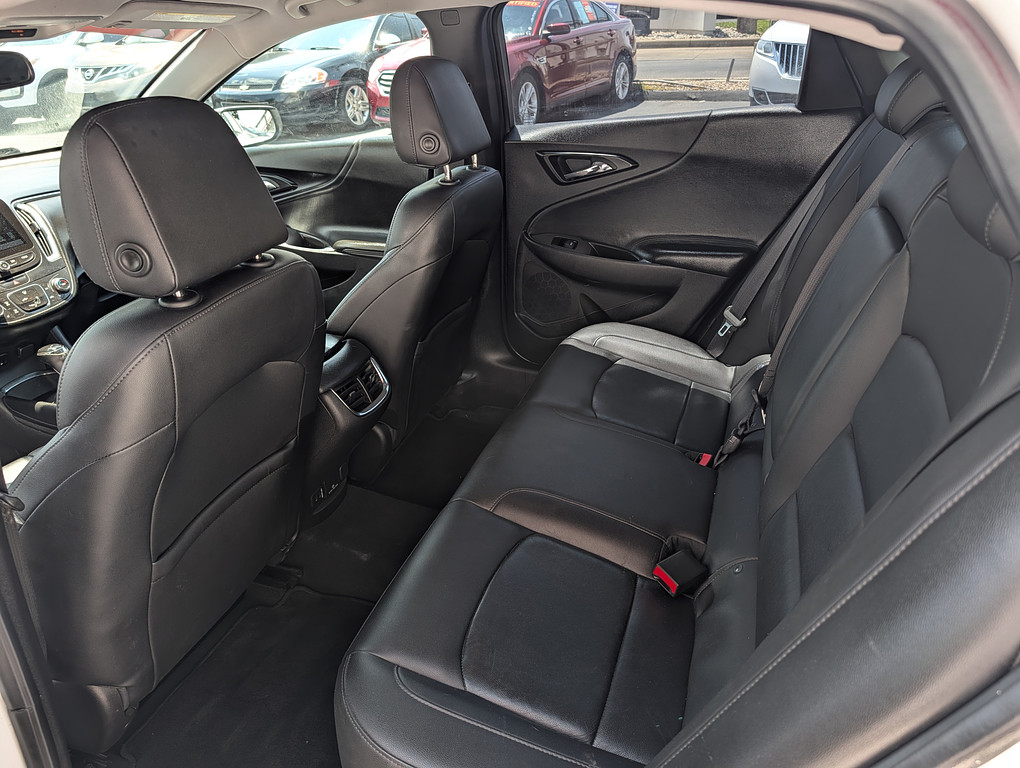 2016 Chevrolet MALIBU LT 1LT Located at Circus Auto Sales light-box-slides