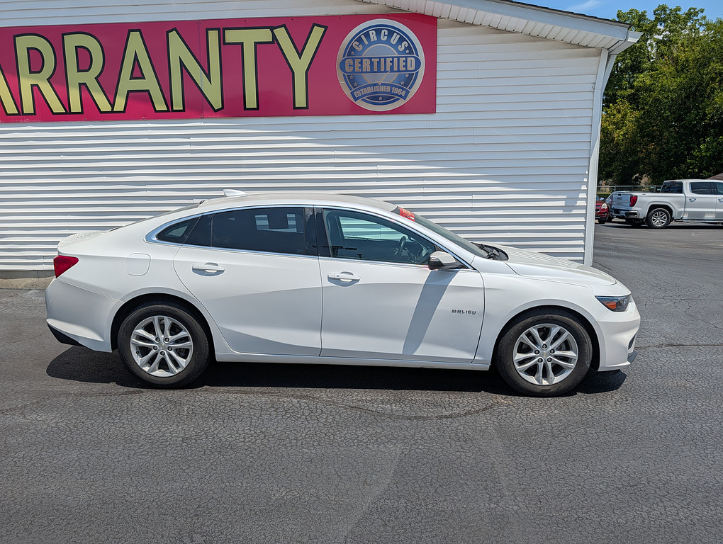 2016 Chevrolet MALIBU LT 1LT Located at Circus Auto Sales slide-image