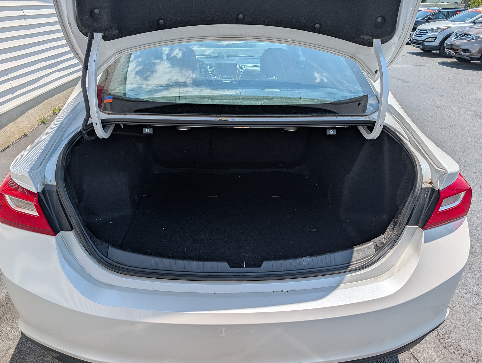 2016 Chevrolet MALIBU LT (1LT)