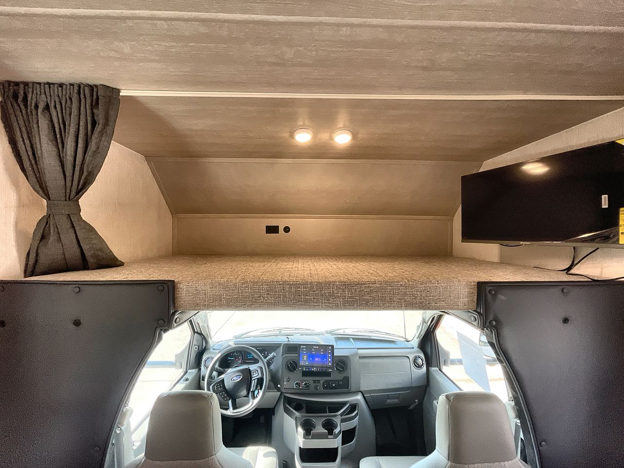 2026 NEXUS TRIUMPH SPORT 24TS