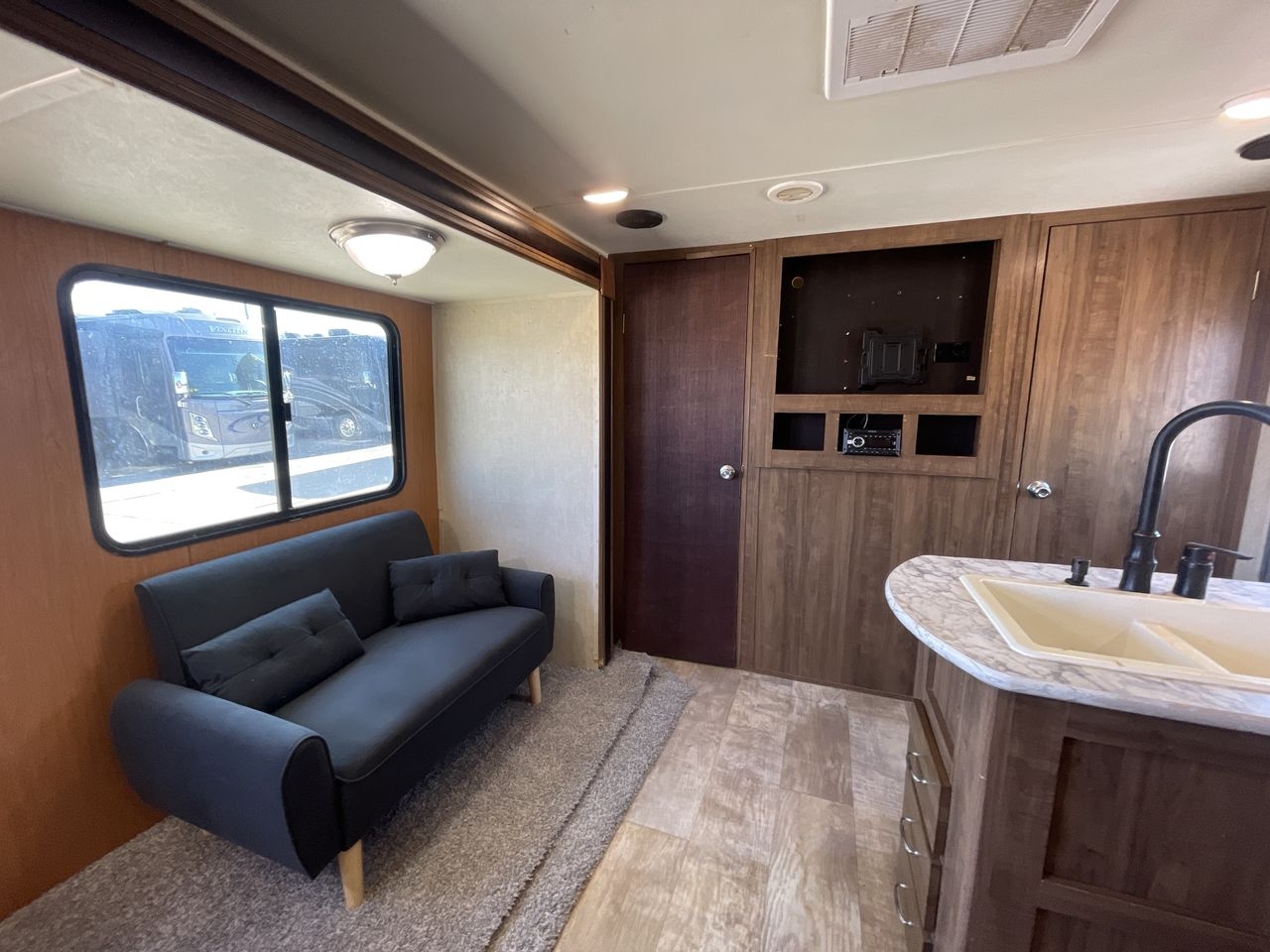 2019 GULF STREAM CONQUEST 268BH