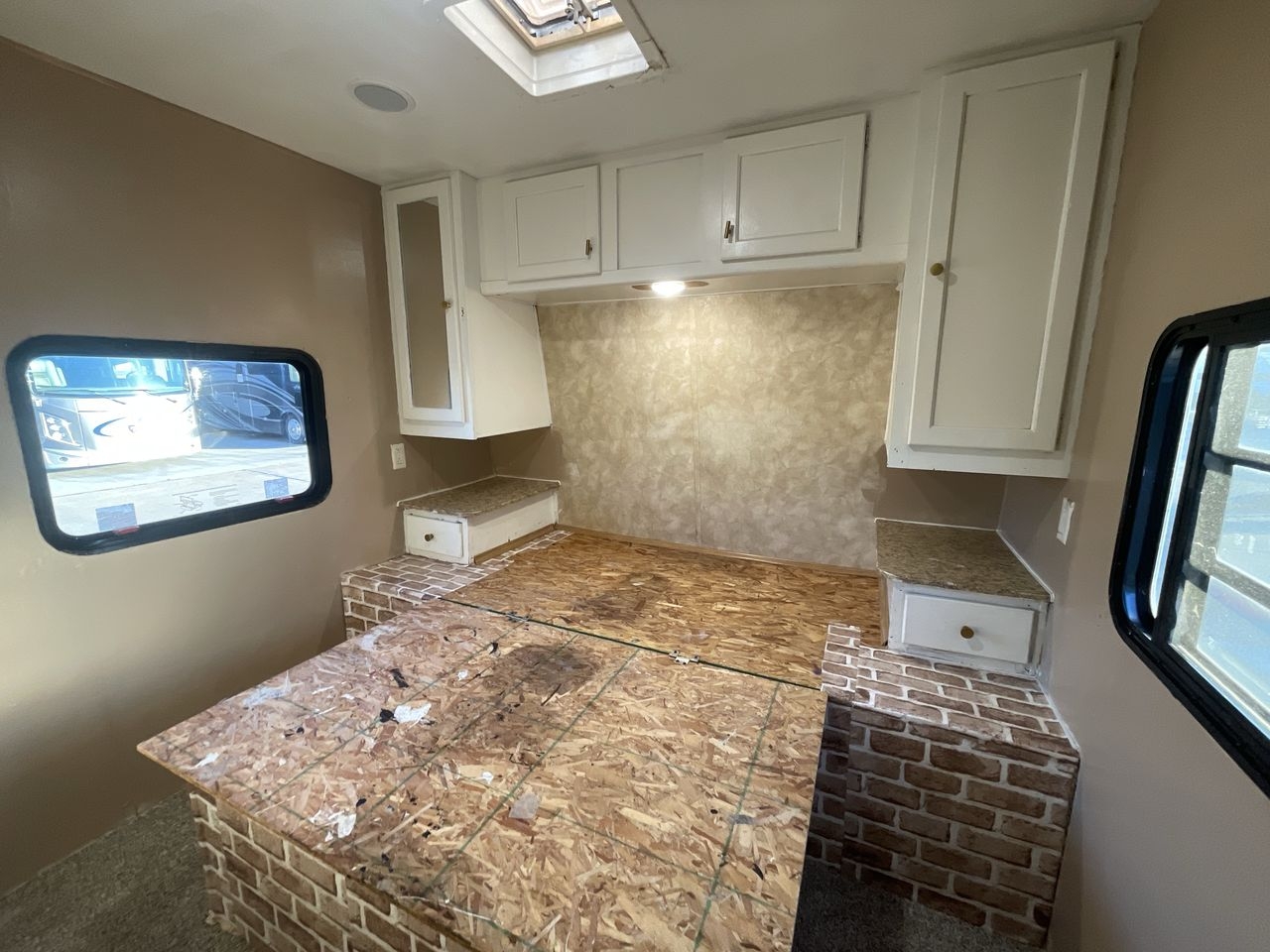 2010 KINGSPORT 301TB