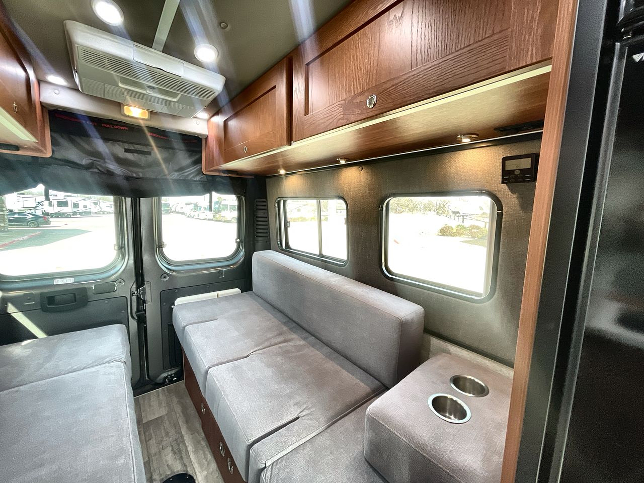 2023 ROADTREK 190 PLAY SLUMBER