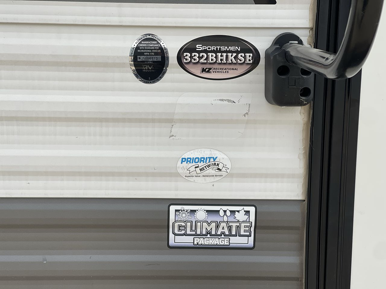 2022 KZ SPORTSMEN 332BHKSE