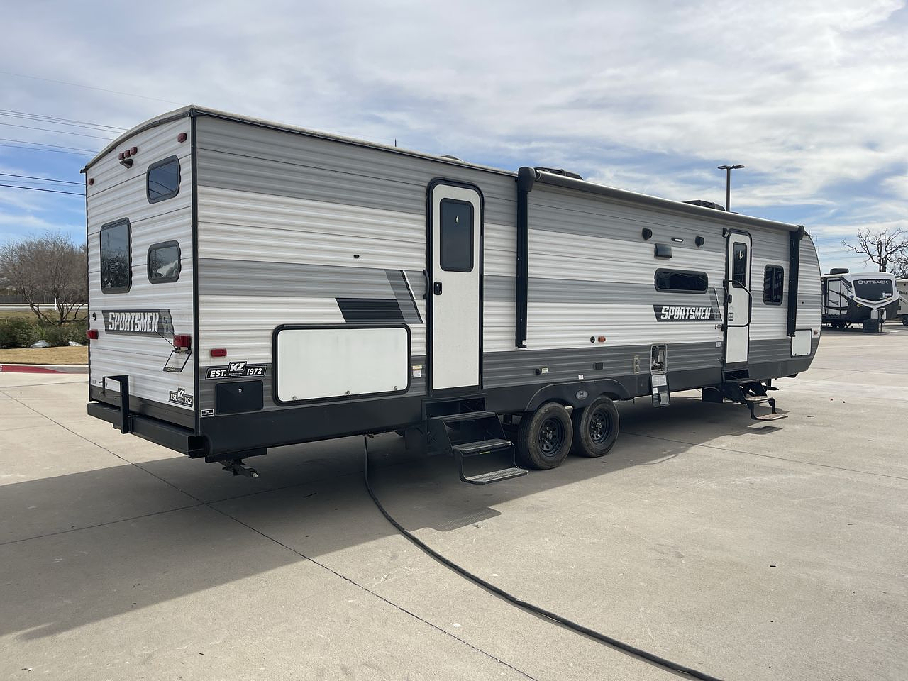 2022 KZ SPORTSMEN 332BHKSE